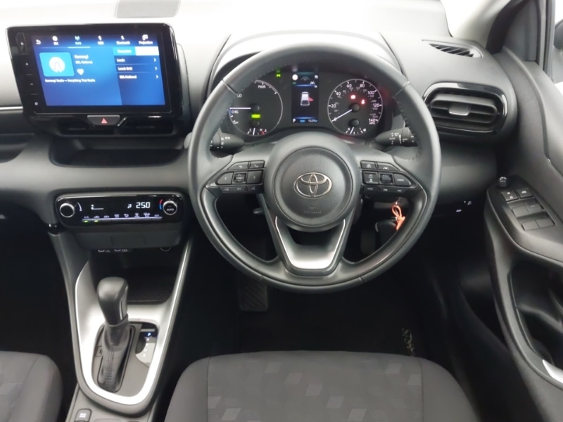 Used Toyota Yaris 2024 for sale - 78126077: Photo 7