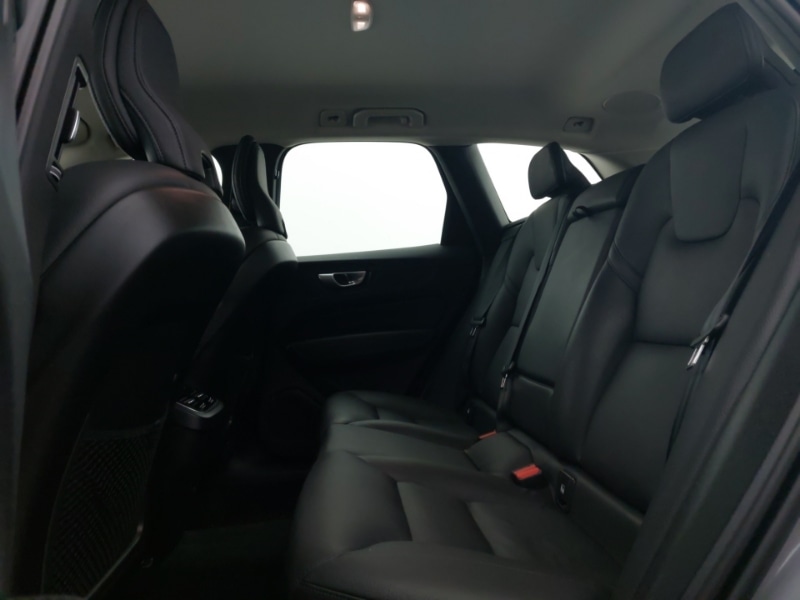 Used Volvo XC60 2023 for sale - 76970478: Photo 6