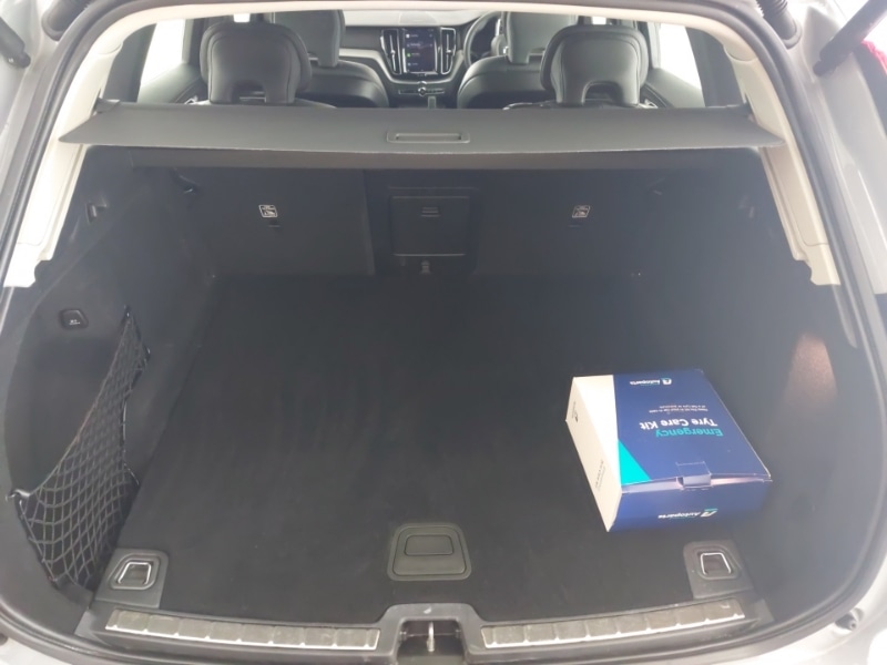 Used Volvo XC60 2023 for sale - 76970478: Photo 8