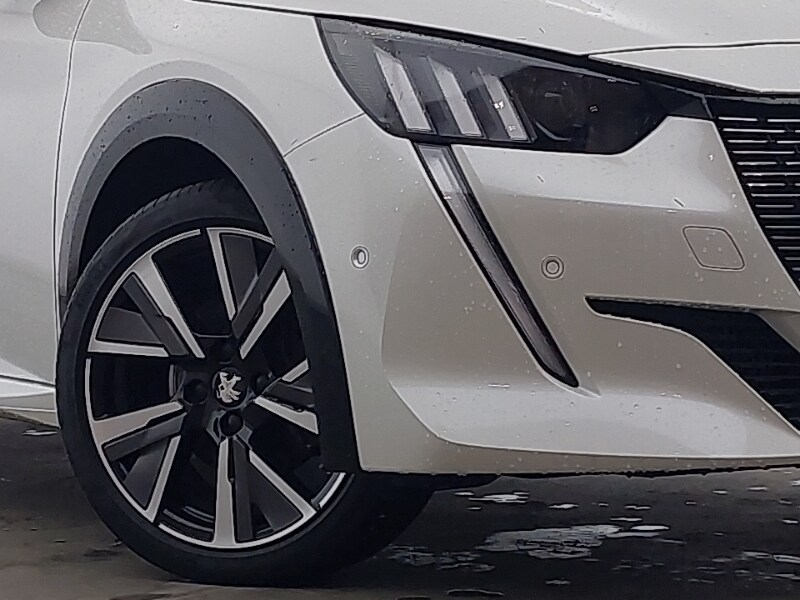 Used Peugeot 208 2022 for sale - 76543611: Photo 9