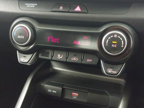 Used Kia Stonic 2024 for sale - 75706733: Photo 16