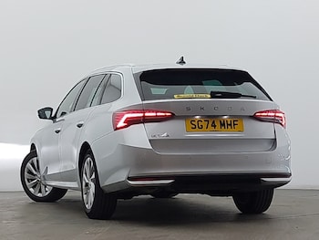 Used Skoda Octavia 2024 for sale - 75988983: Photo