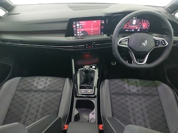 Used Volkswagen Golf 2023 for sale - 76275523: Photo 2