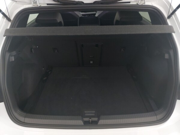 Used Volkswagen Golf 2023 for sale - 76275523: Photo 8
