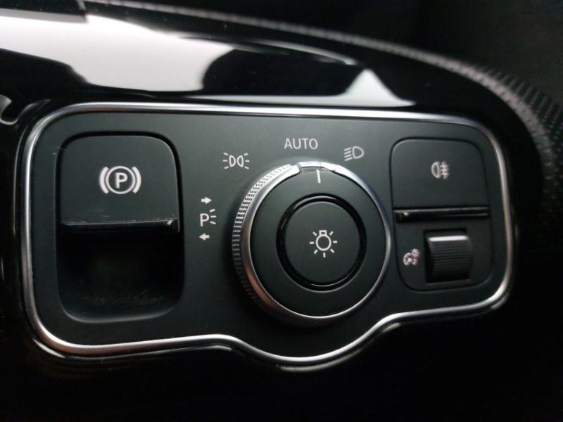 Used Mercedes-Benz A-Class 2018 for sale - 76771521: Photo 17