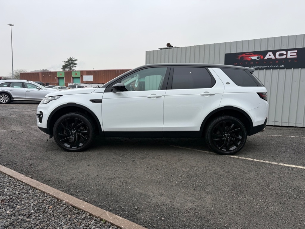 Used Land Rover Discovery Sport 2017 for sale - 77249173: Photo 2