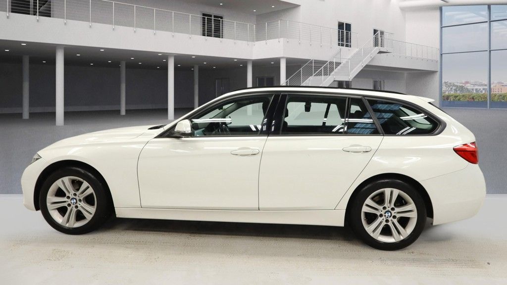 Used BMW 3 Series 2017 for sale - 77258683: Photo 3