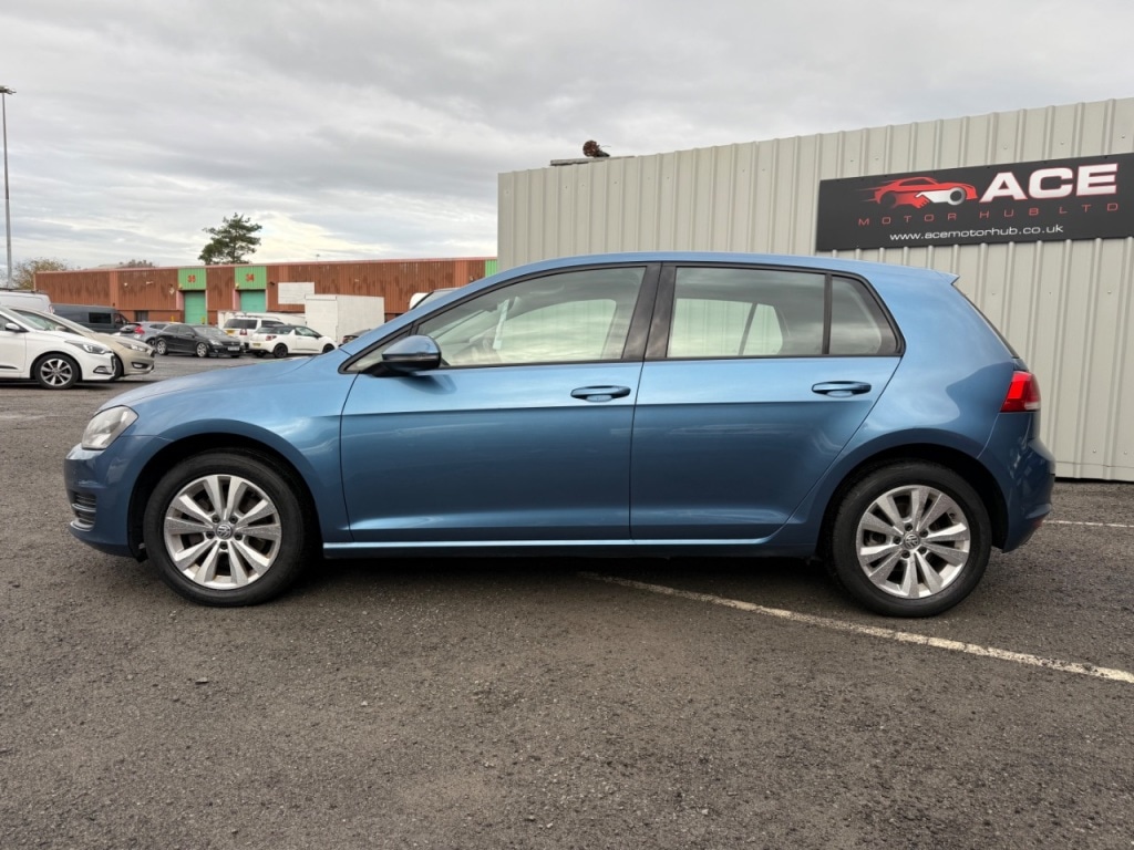 Used Volkswagen Golf 2013 for sale - 76469330: Photo 2