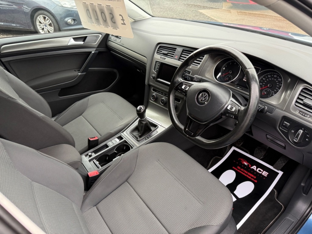 Used Volkswagen Golf 2013 for sale - 76469330: Photo 8