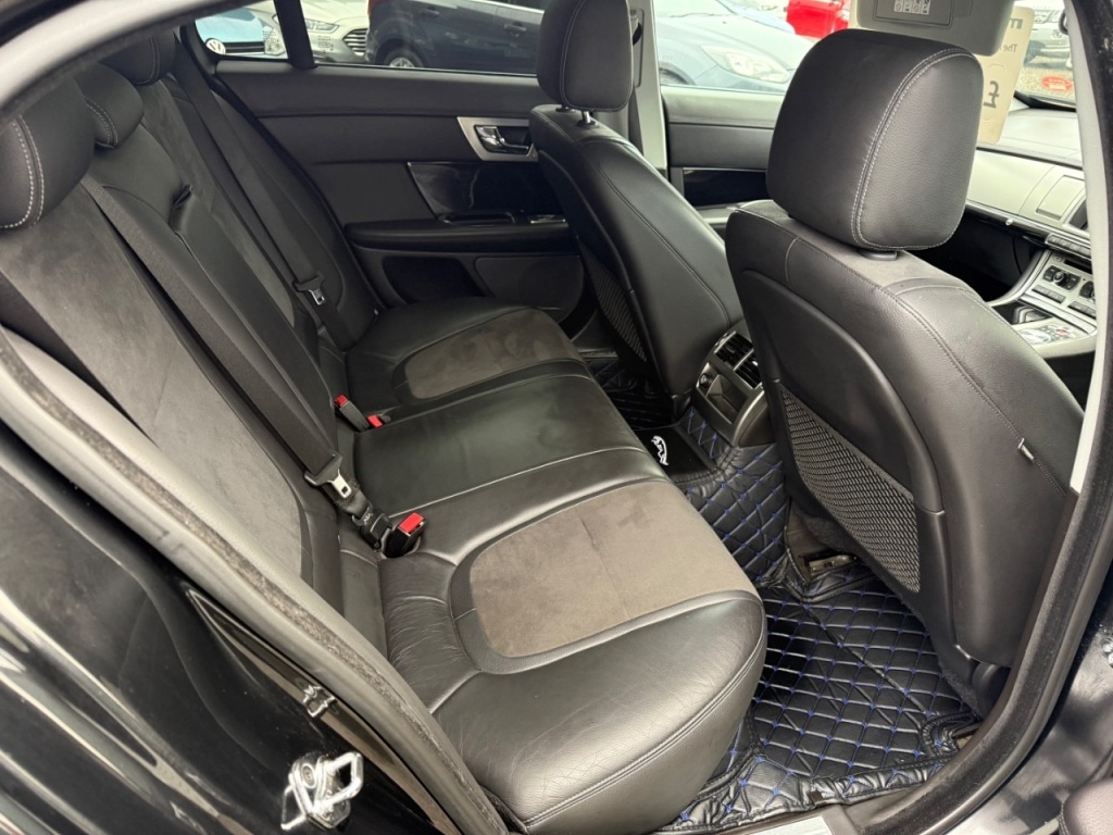 Used Jaguar XF 2012 for sale - 76909658: Photo 10