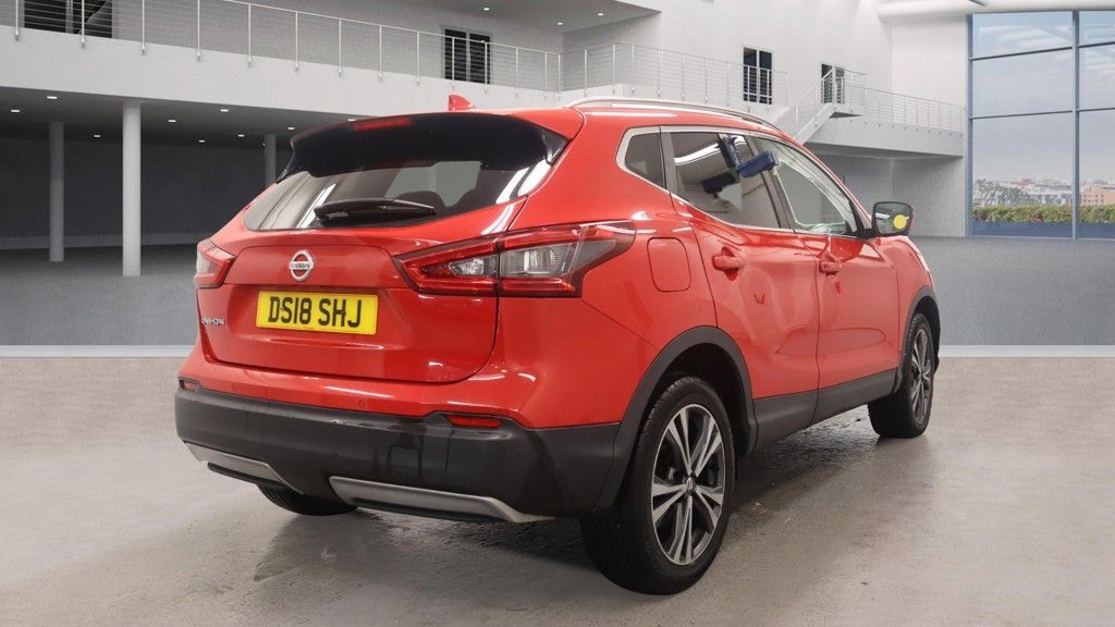 Used Nissan Qashqai 2018 for sale - 76616989: Photo 3