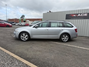Used Skoda Octavia 2014 for sale - 77631497: Photo