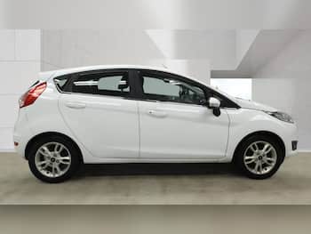 Used Ford Fiesta 2015 for sale - 79641513: Photo