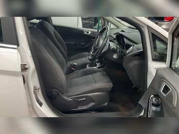 Used Ford Fiesta 2015 for sale - 79641513: Photo