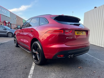 Used Jaguar F-Pace 2017 for sale - 77011890: Photo