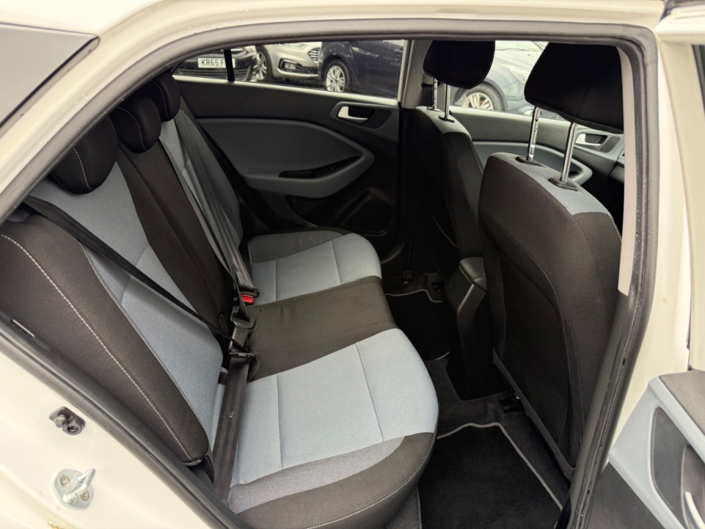 Used Hyundai i20 2016 for sale - 76252537: Photo 10