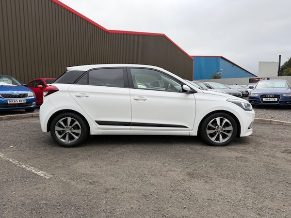 Used Hyundai i20 2016 for sale - 76252537: Photo 6