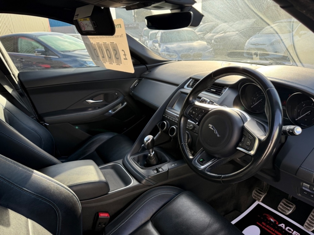 Used Jaguar E-Pace 2018 for sale - 76603812: Photo 9