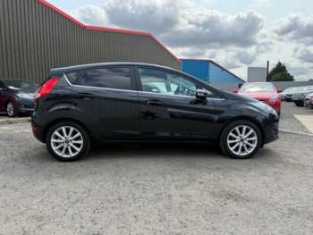 Used Ford Fiesta 2015 for sale - 74853936: Photo