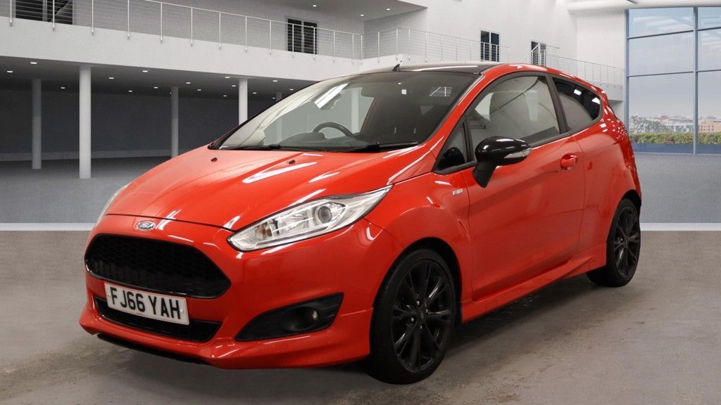 Used Ford Fiesta 2016 for sale - 76508768: Photo 1