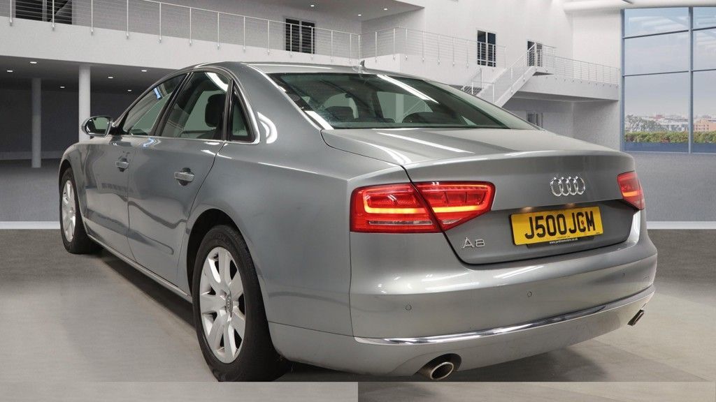 Used Audi A8 2010 for sale - 76697965: Photo 2