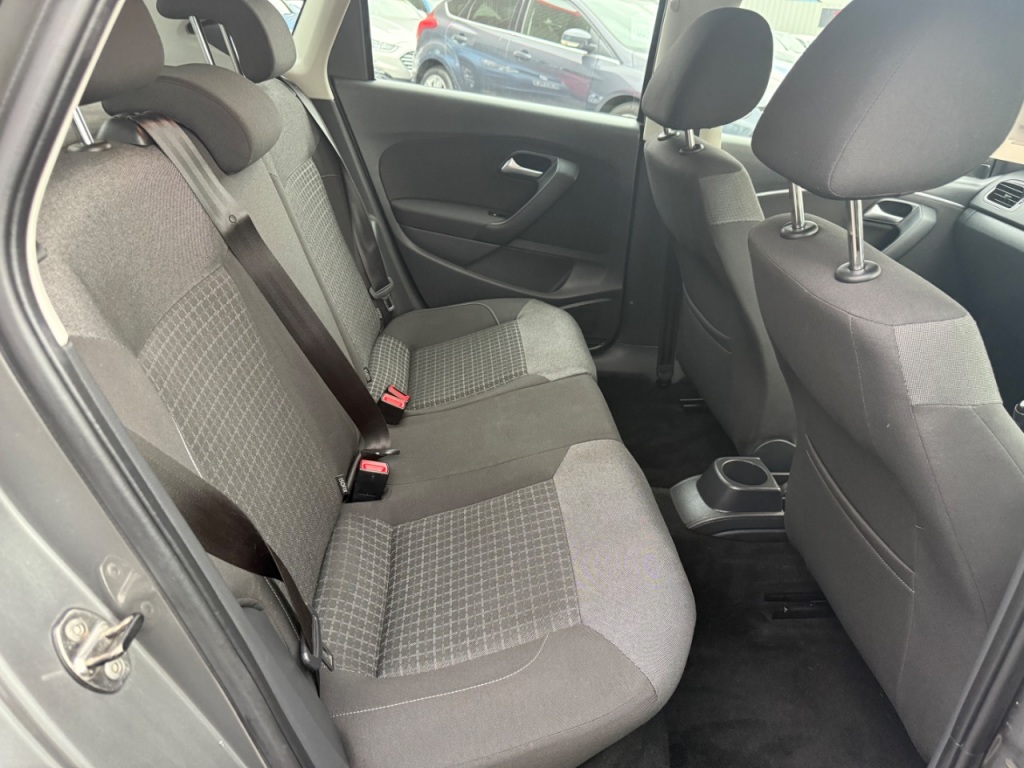 Used Volkswagen Polo 2015 for sale - 76469328: Photo 10