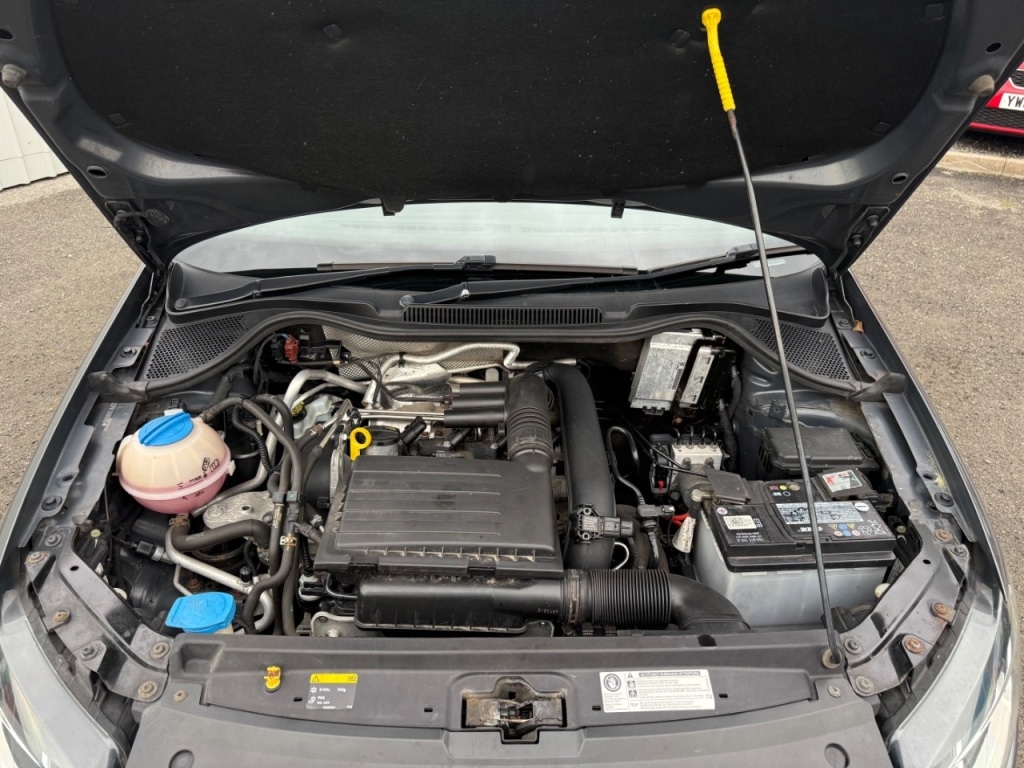 Used Volkswagen Polo 2015 for sale - 76469328: Photo 12