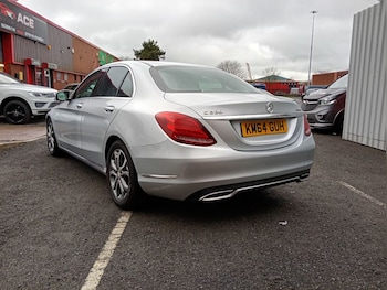 Used Mercedes-Benz C Class 2014 for sale - 77533795: Photo