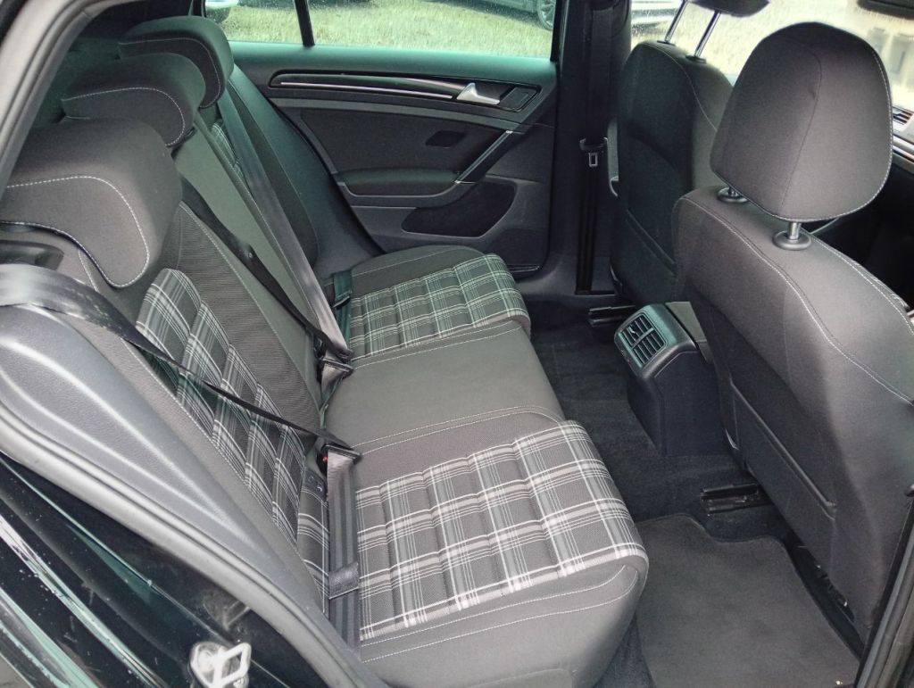 Used Volkswagen Golf 2014 for sale - 77436202: Photo 10