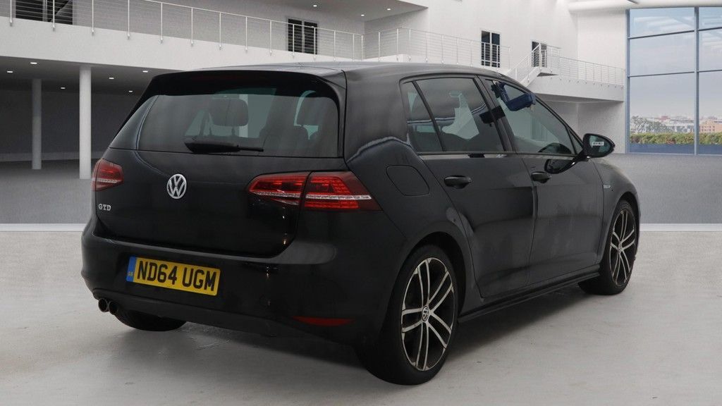 Used Volkswagen Golf 2014 for sale - 77436202: Photo 2