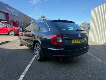 Used Skoda Superb 2013 for sale - 79549315: Photo