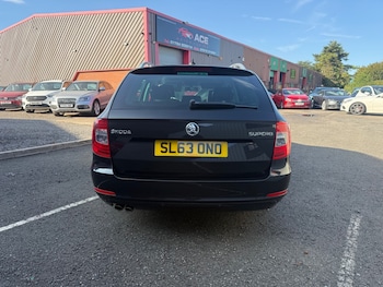 Used Skoda Superb 2013 for sale - 79549315: Photo