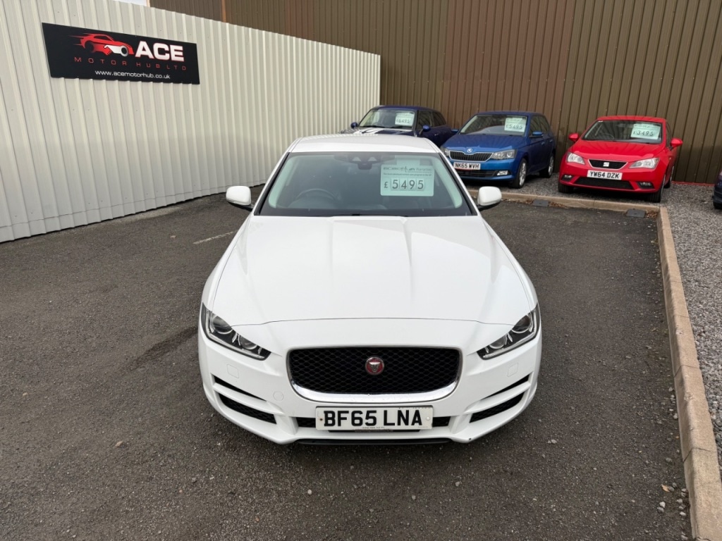 Used Jaguar XE 2015 for sale - 76266352: Photo 8