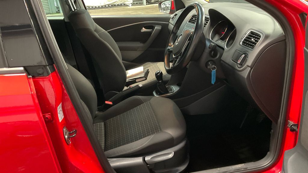 Used Volkswagen Polo 2016 for sale - 77249184: Photo 6
