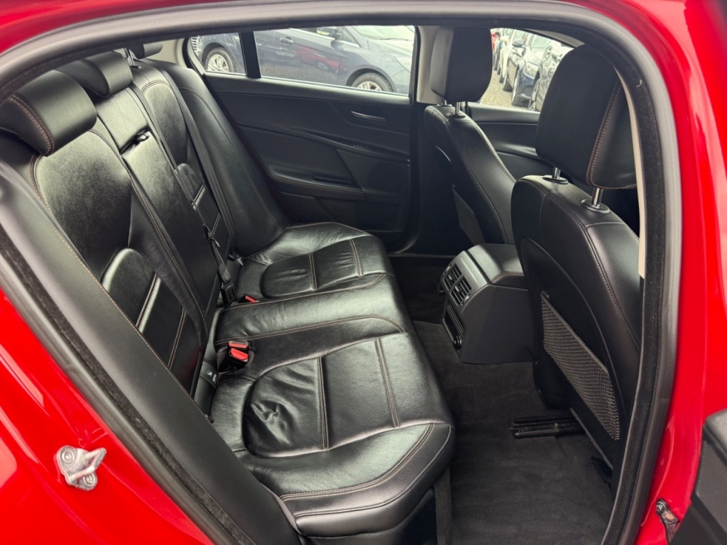 Used Jaguar XE 2017 for sale - 76197158: Photo 10