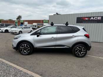 Used Renault Captur 2015 for sale - 74637789: Photo