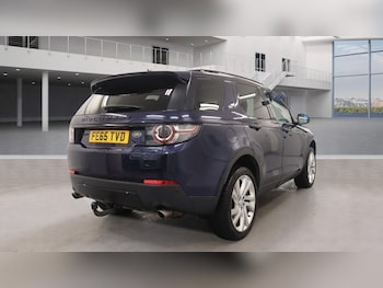 Used Land Rover Discovery Sport 2015 for sale - 76266361: Photo 2