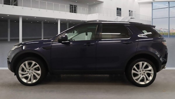 Used Land Rover Discovery Sport 2015 for sale - 76266361: Photo 4