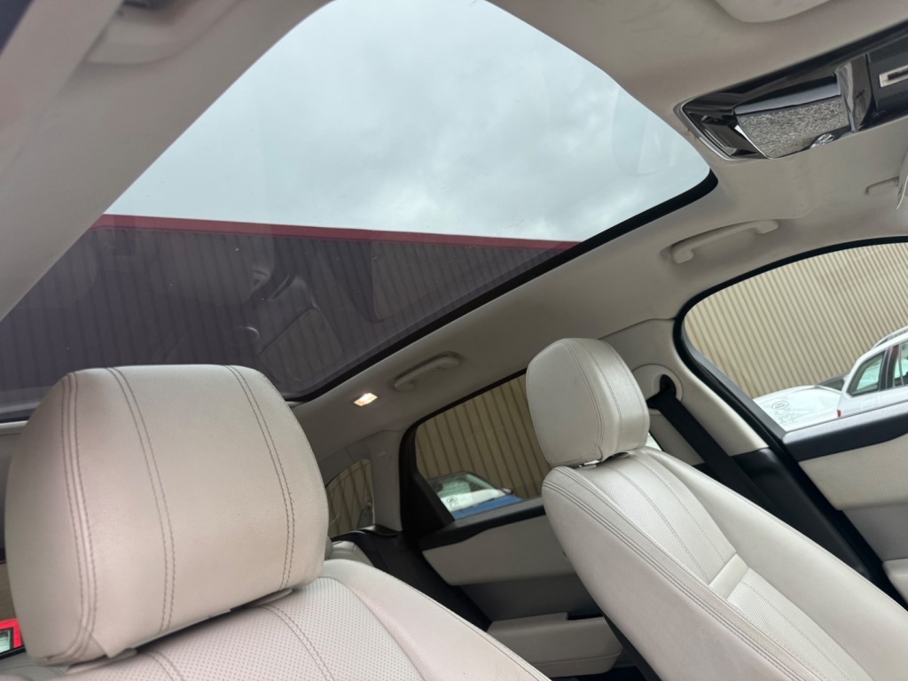 Used Land Rover Range Rover Velar 2018 for sale - 77676106: Photo 12