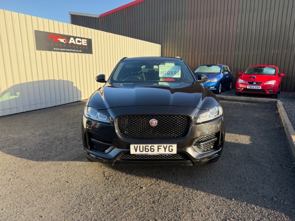 Used Jaguar F-Pace 2016 for sale - 76616957: Photo 8