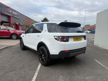 Used Land Rover Discovery Sport 2019 for sale - 79597287: Photo