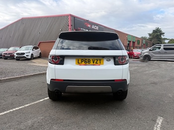 Used Land Rover Discovery Sport 2019 for sale - 79597287: Photo