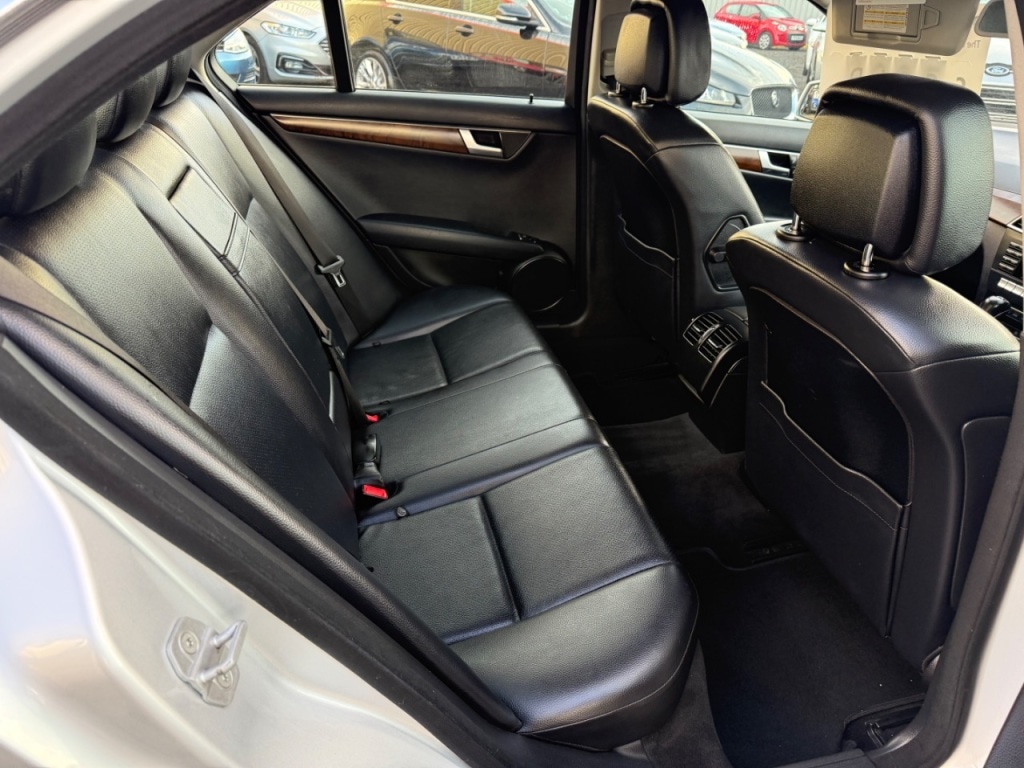Used Mercedes-Benz C Class 2012 for sale - 76836115: Photo 10