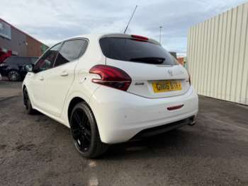 Used Peugeot 208 2016 for sale - 73198804: Photo