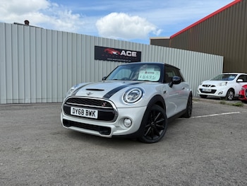 Used MINI Hatch 2018 for sale - 79063278: Photo