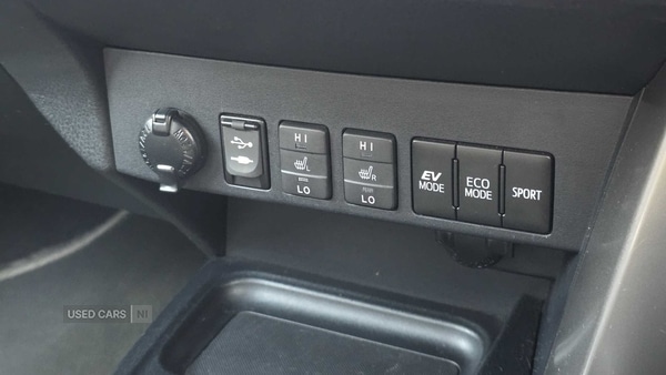 Used Toyota RAV4 2016 for sale - 77163760: Photo 23