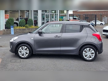 Used Suzuki Swift 2018 for sale - 76073440: Photo
