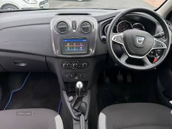 Used Dacia Sandero Stepway 2020 for sale - 79742376: Photo
