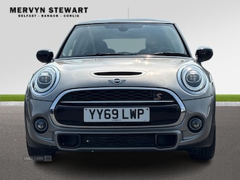 Used MINI Hatch 2019 for sale - 79256613: Photo