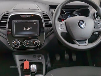 Used Renault Captur 2019 for sale - 79541113: Photo
